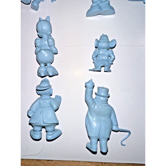 LOT Vintage Marx Disney Dumbo TV Playhouse w 2-Story House & Pinocchio FREE SHIP - Picture 6 of 12